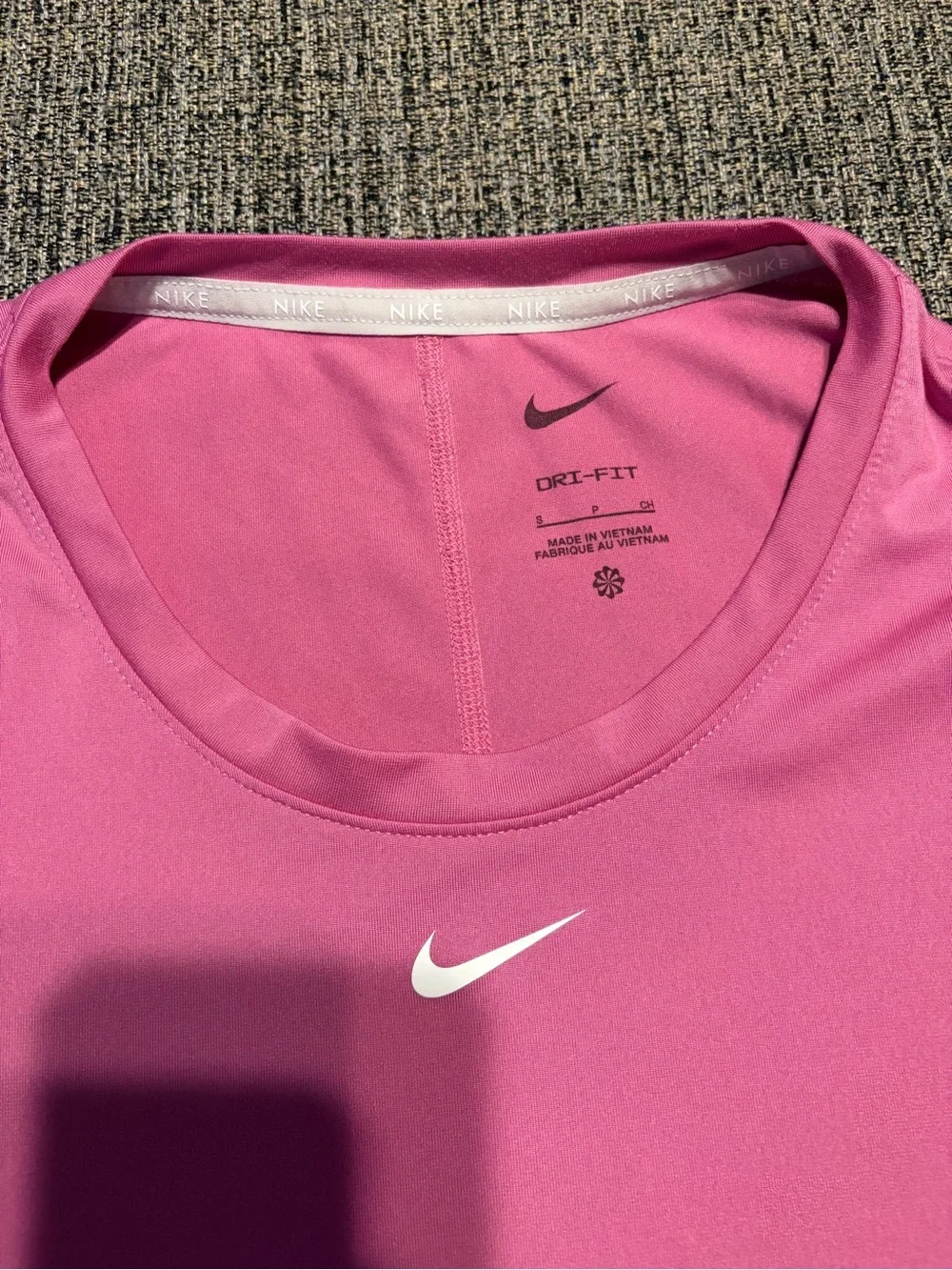 Nike Pink Women's Short Sleeve Athletic Tee - Picture 2 of 7
